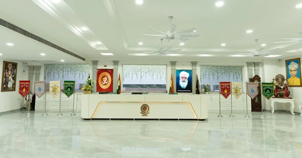School with best infrastructure in Mohali – RRIS Aerocity smart classrooms digital labs and sports facilities